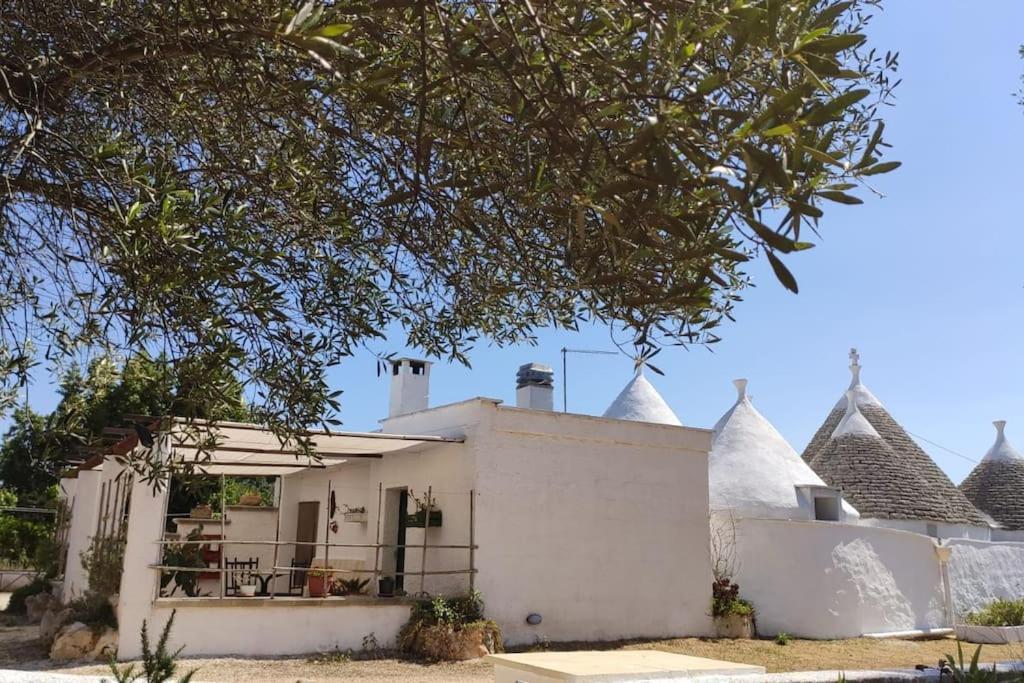 I Trulli D'A Ross Villa Ceglie Messapica Ngoại thất bức ảnh